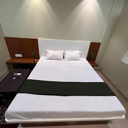 Hotel Sun Lodging Bhiwandi Buitenkant foto