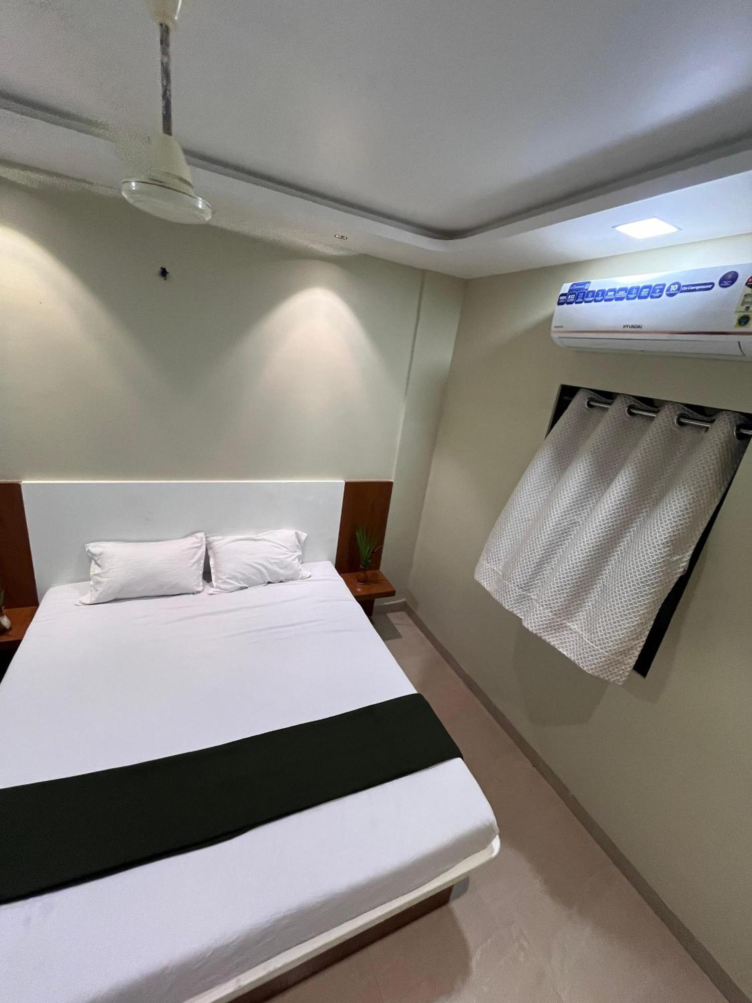Hotel Sun Lodging Bhiwandi Buitenkant foto